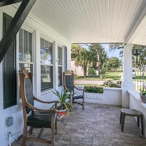 Holiday home Daytona Beach!! In Front Of River, Enjoy Kayak Free!!!, Daytona Beach