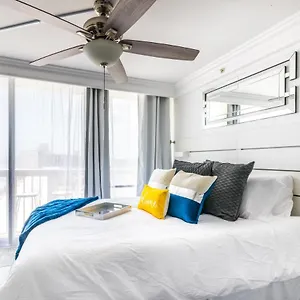 Apartment - Ocean Front Luxury Studio, Daytona Beach