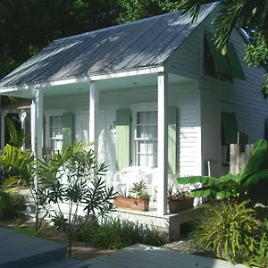  Holiday home Bahama Gardens - Conch House United States